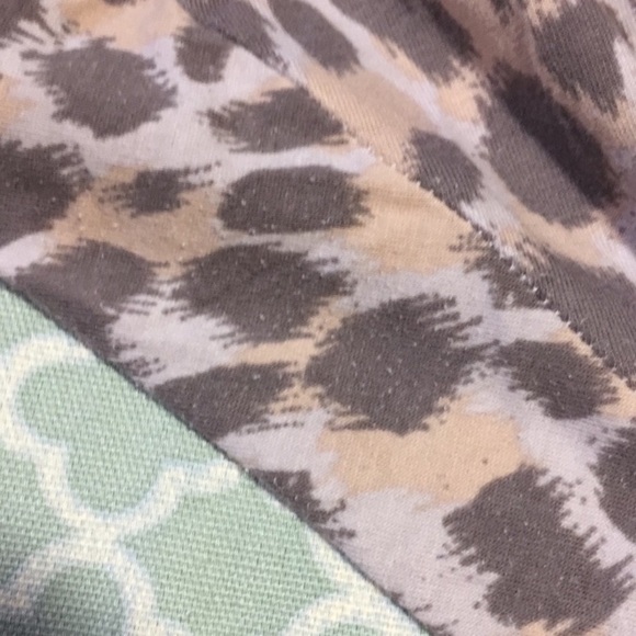 Old Navy Leopard Print Leggings XL - Picture 5 of 5